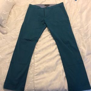 Fulton Skinny Chinos